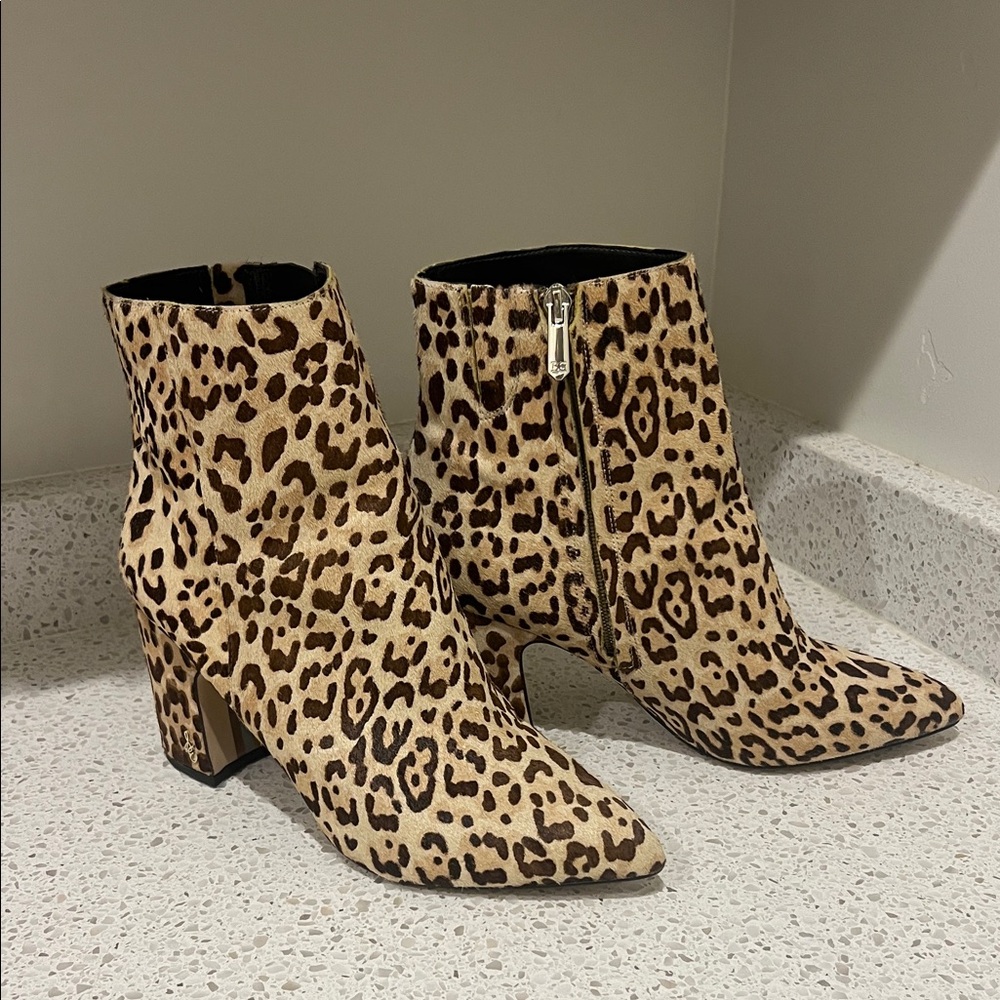 Sam Edelman cowhide leopard print boots